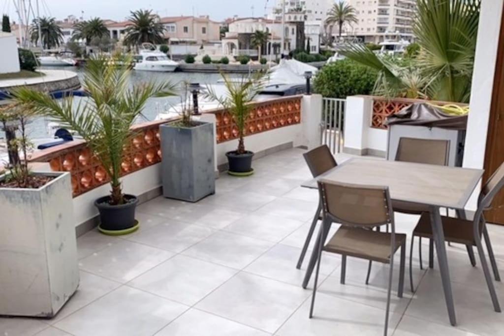 Appartement Terrasse Emplacement N° 1 Empuriabrava Ngoại thất bức ảnh